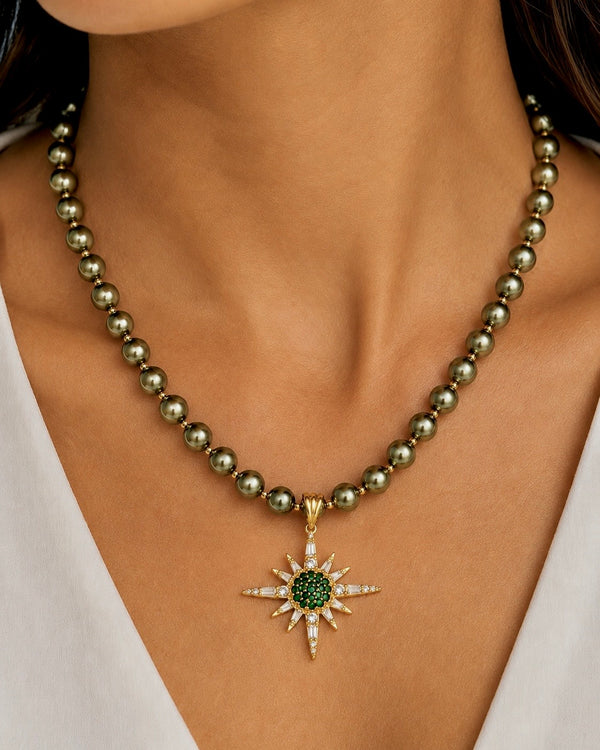 Evergreen Star Pearl Necklace