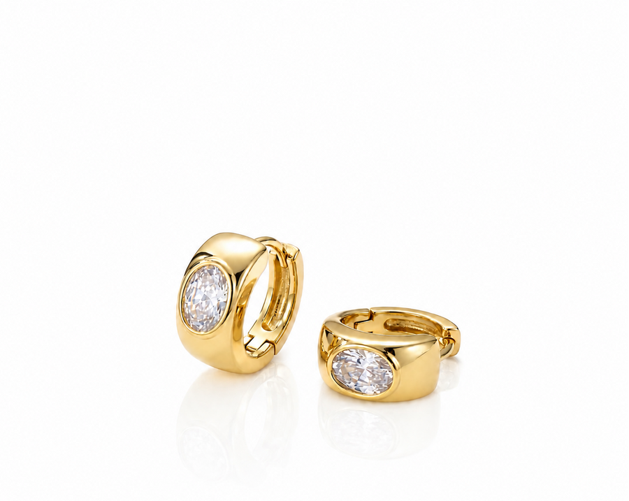 Nova Oval Bezel Huggie